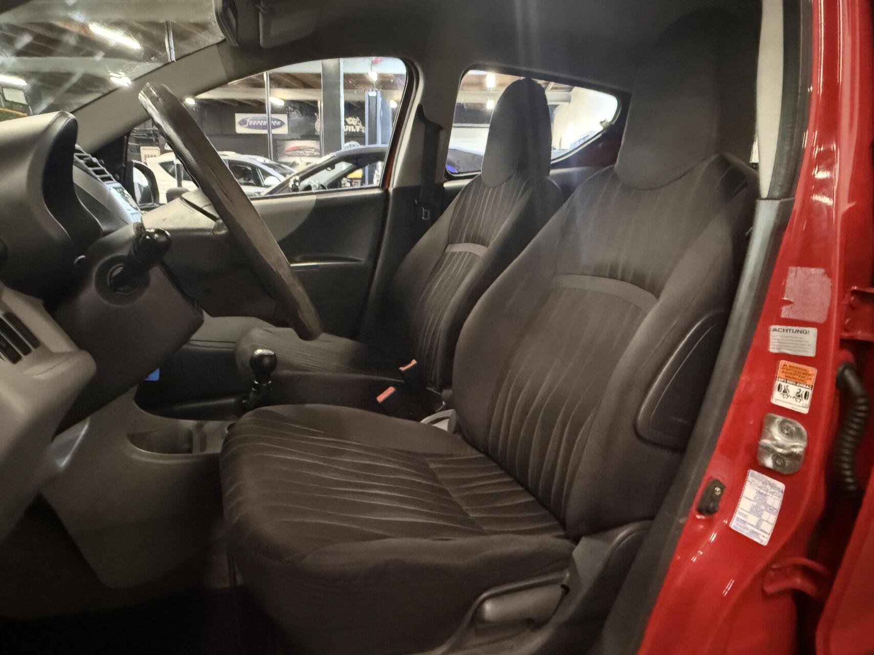 Foto van Nissan Pixo