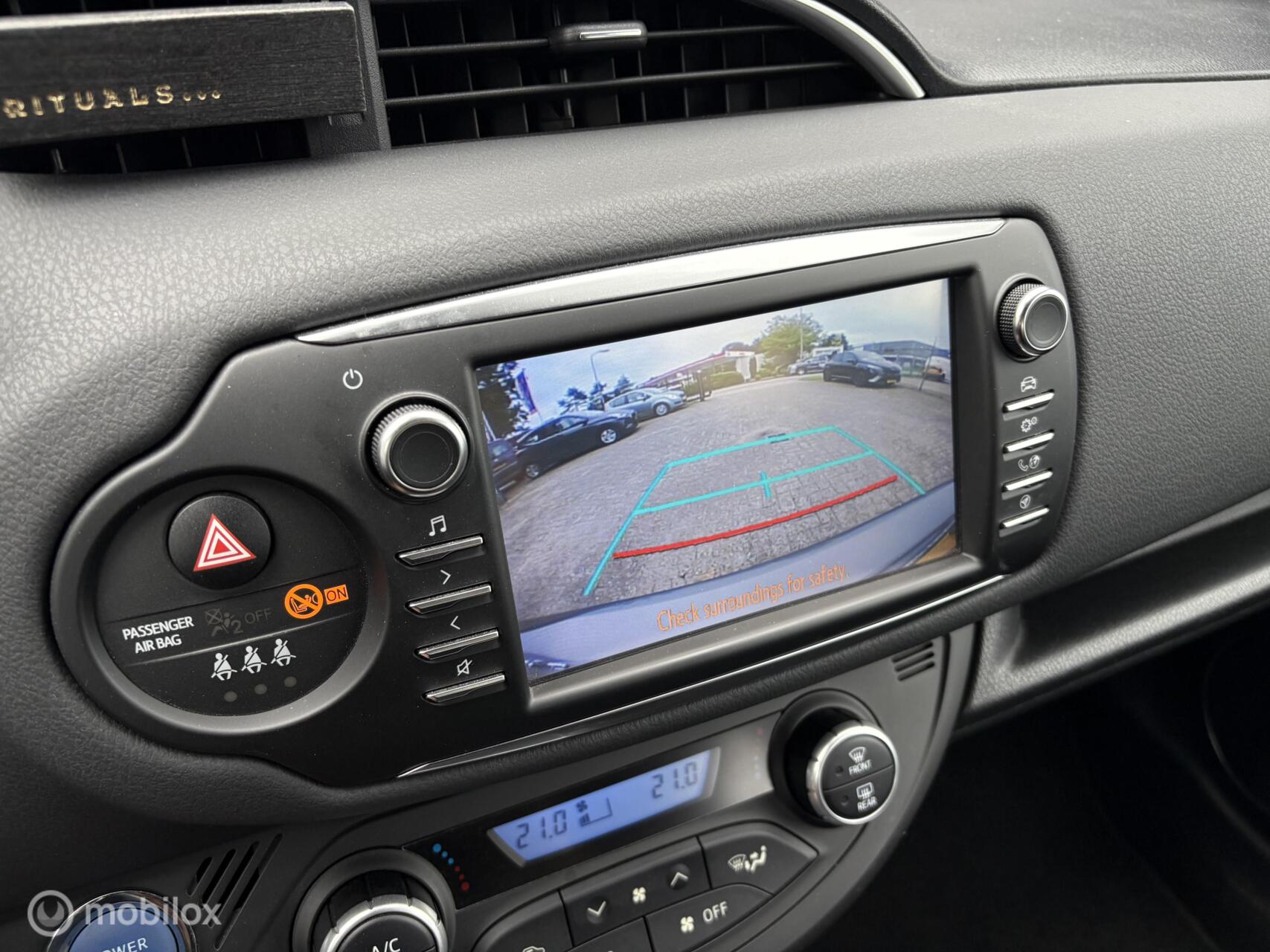 Foto van Toyota Toyota Yaris Hybrid