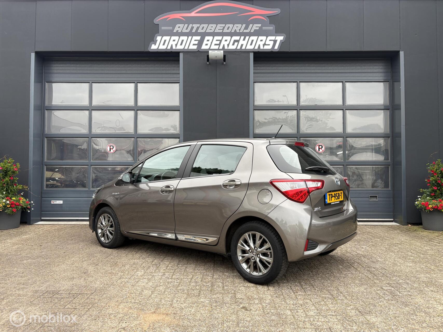 Foto van Toyota Toyota Yaris Hybrid