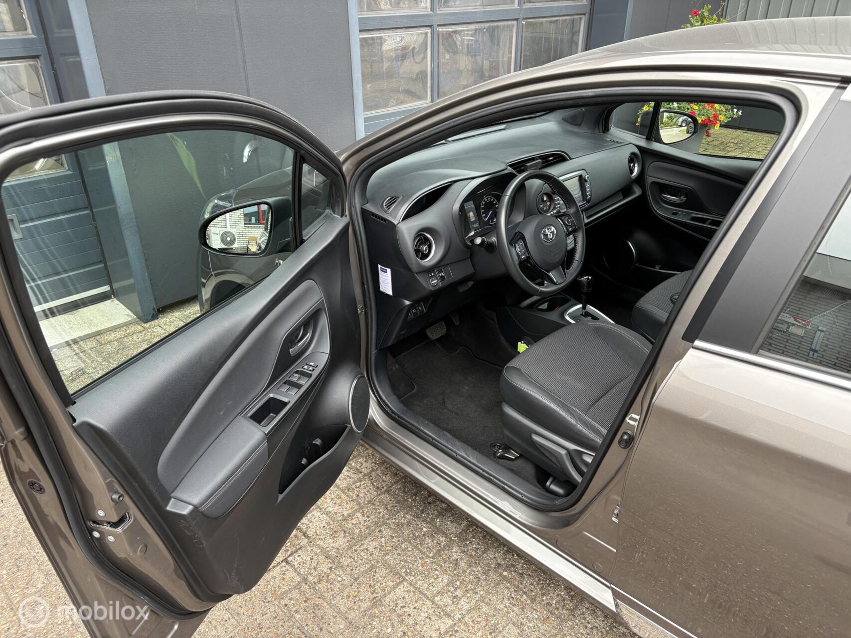 Foto van Toyota Toyota Yaris Hybrid