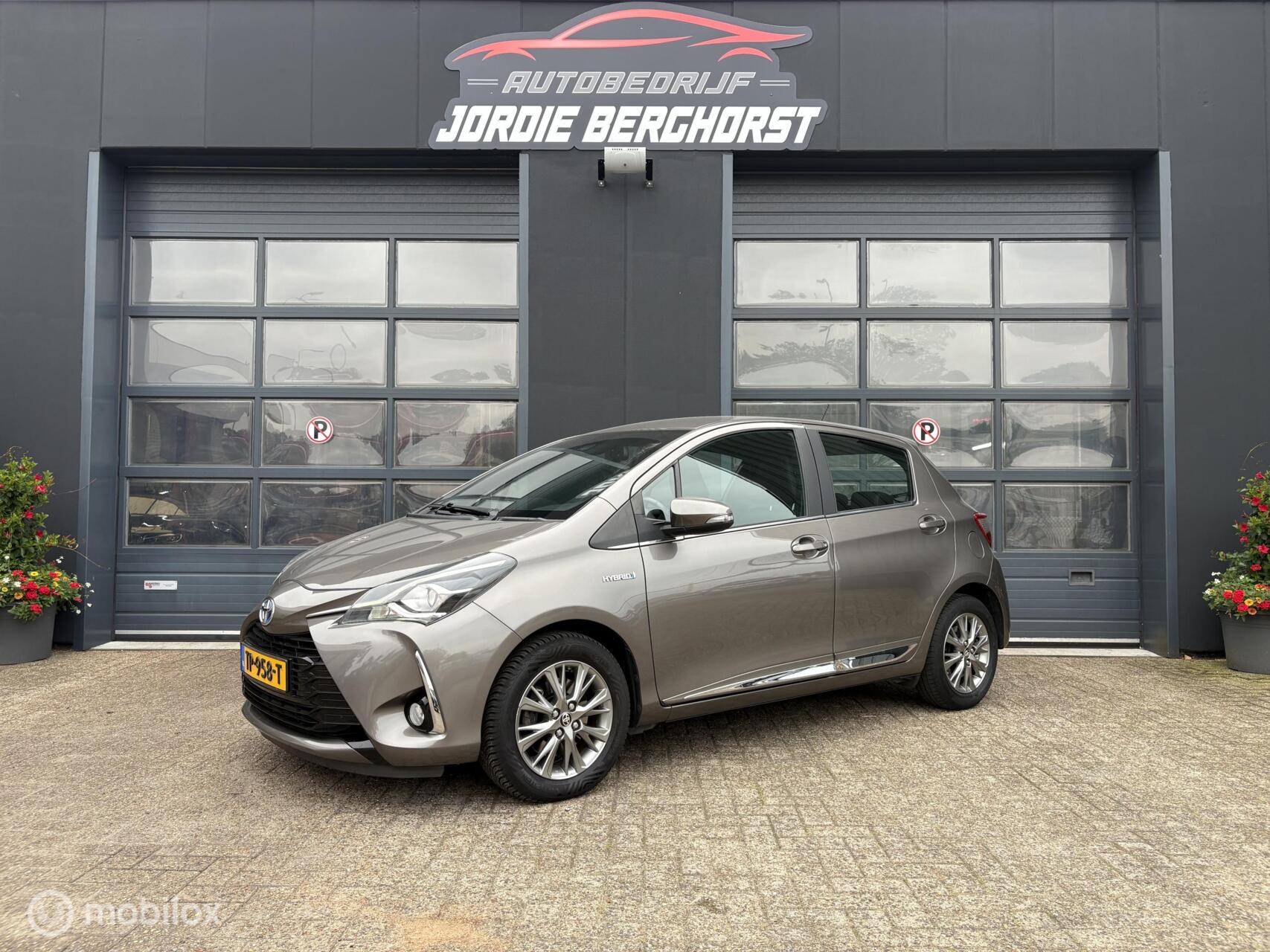 Toyota Toyota Yaris Hybrid 1.5 Hybrid Energy Plus 2018 - voorkant