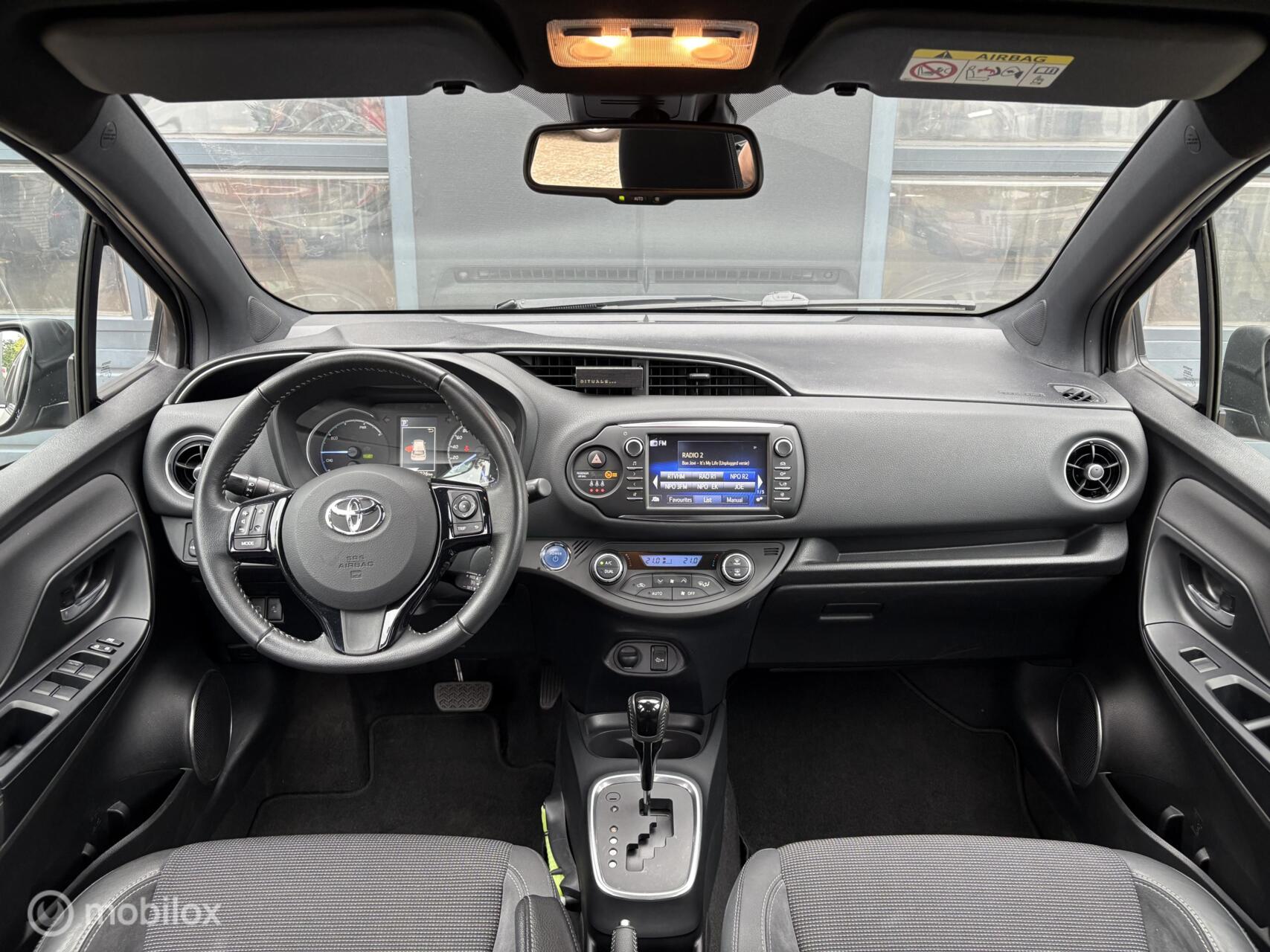 Foto van Toyota Toyota Yaris Hybrid