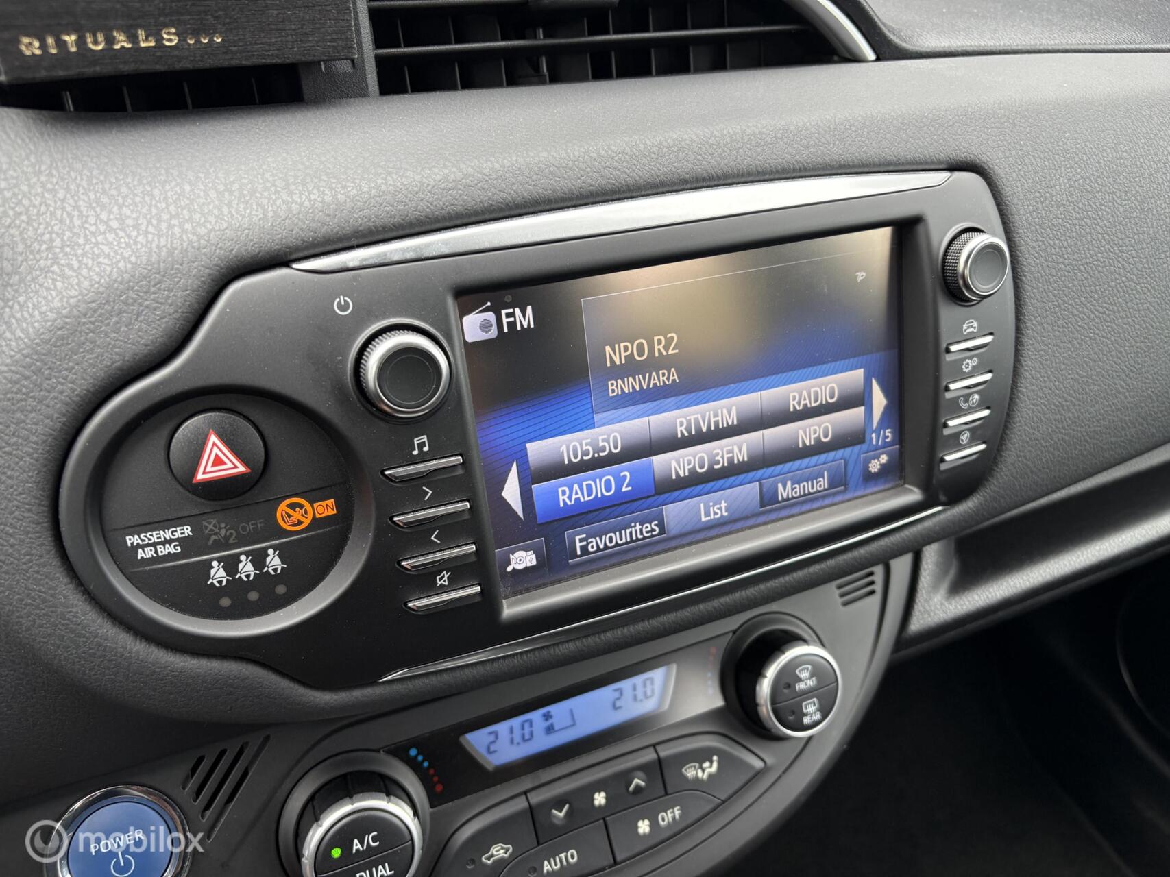 Foto van Toyota Toyota Yaris Hybrid