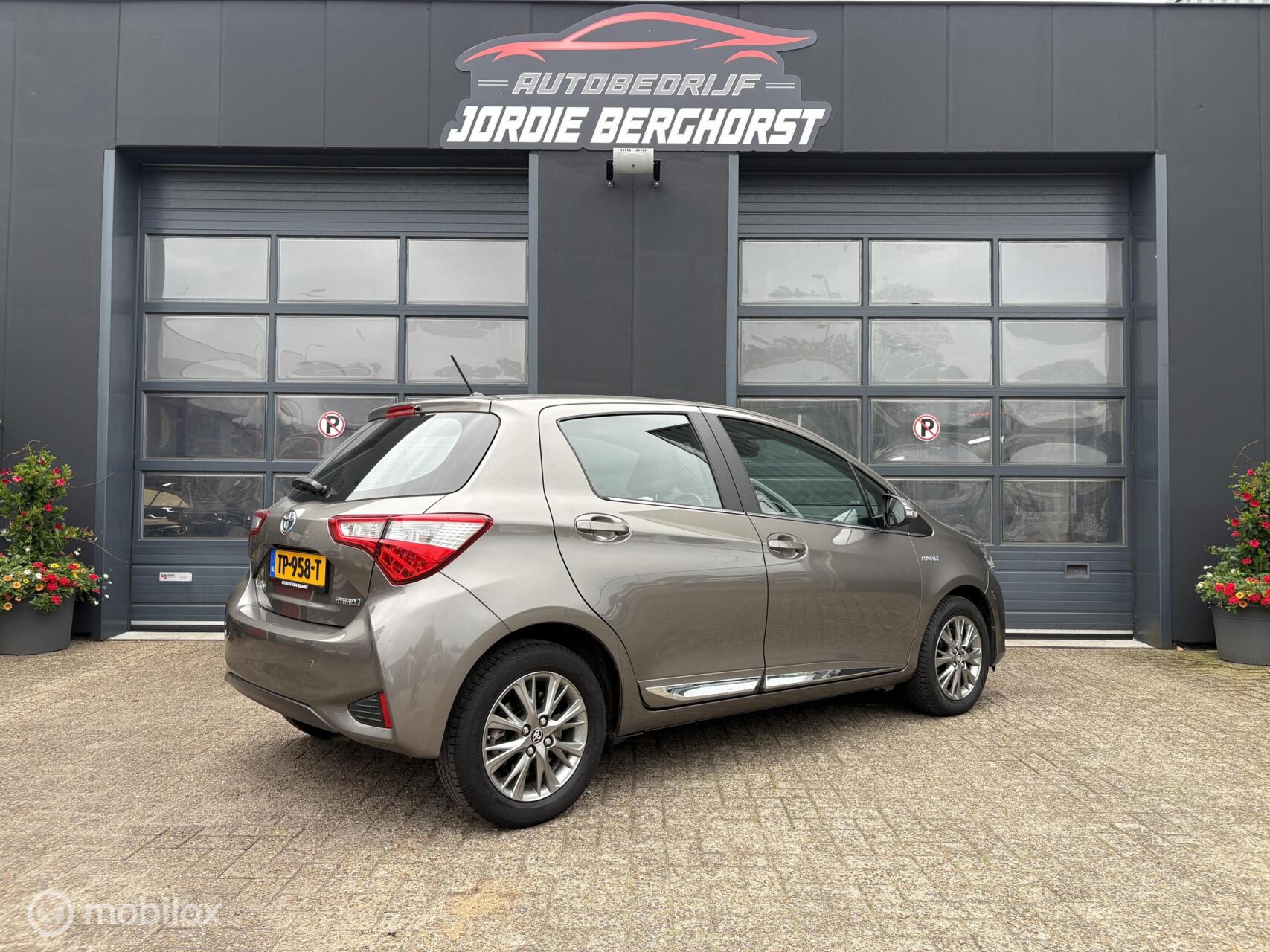 Foto van Toyota Toyota Yaris Hybrid