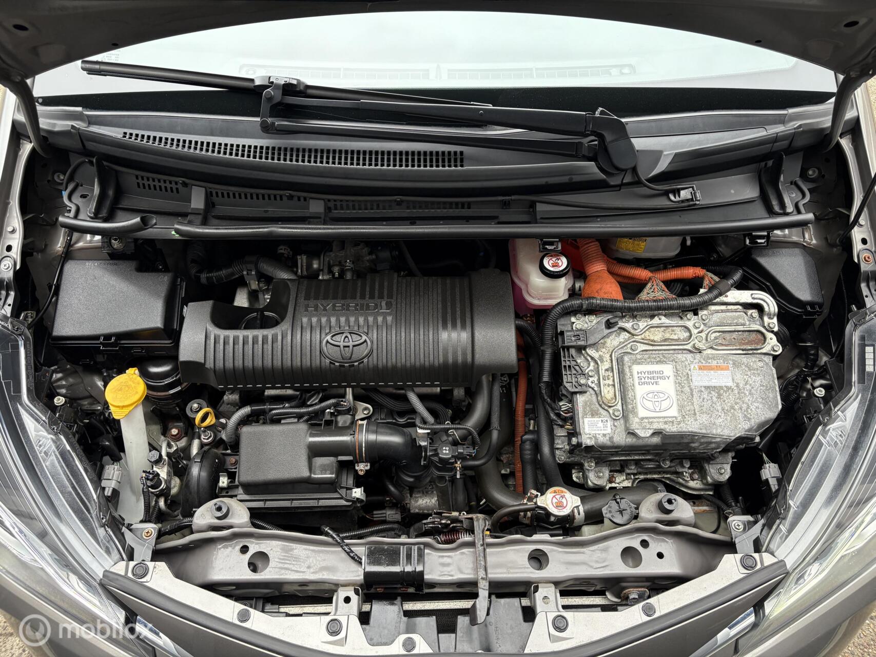 Foto van Toyota Toyota Yaris Hybrid