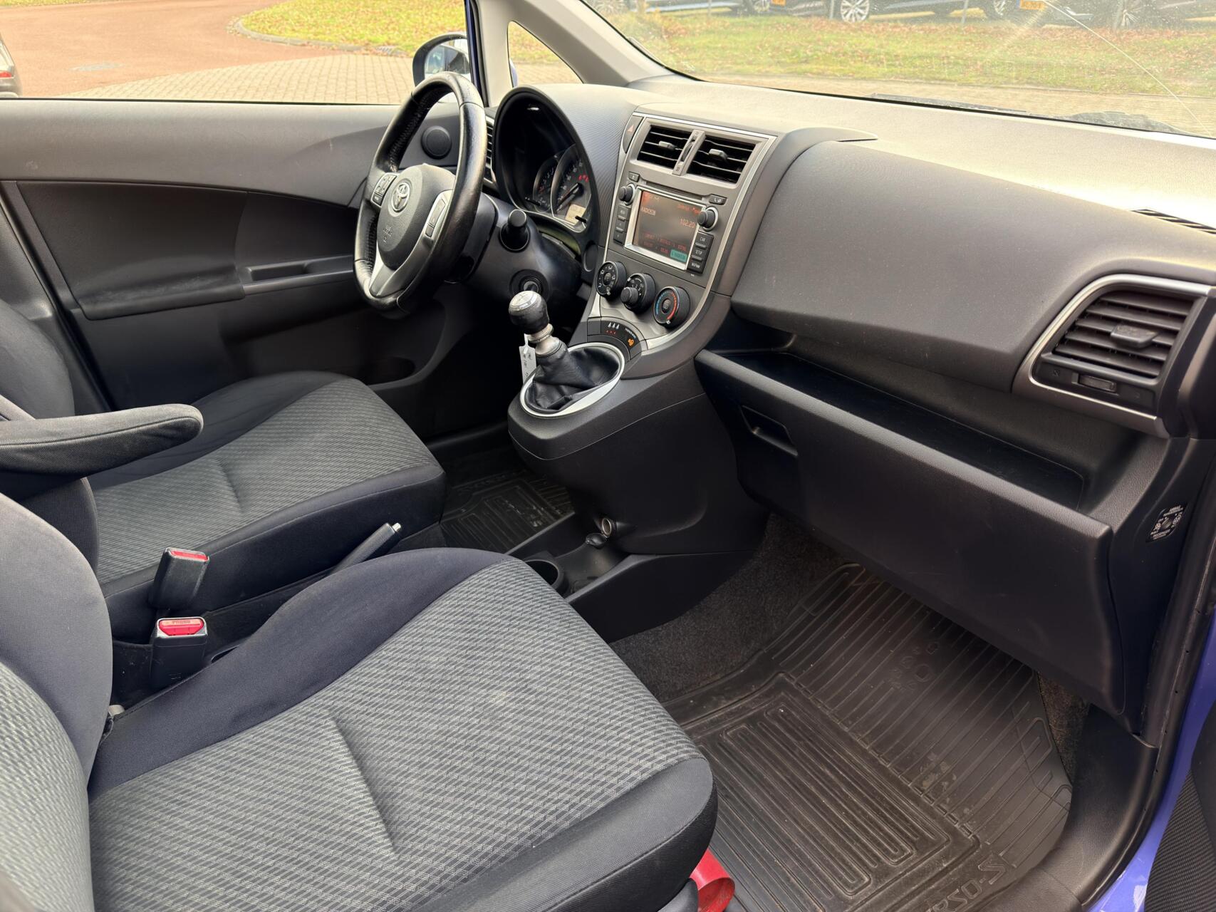Foto van Toyota Verso-s