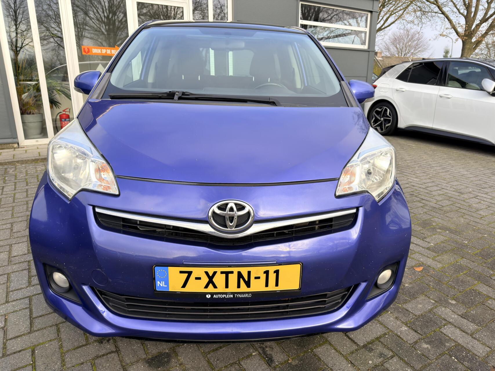 Foto van Toyota Verso-s