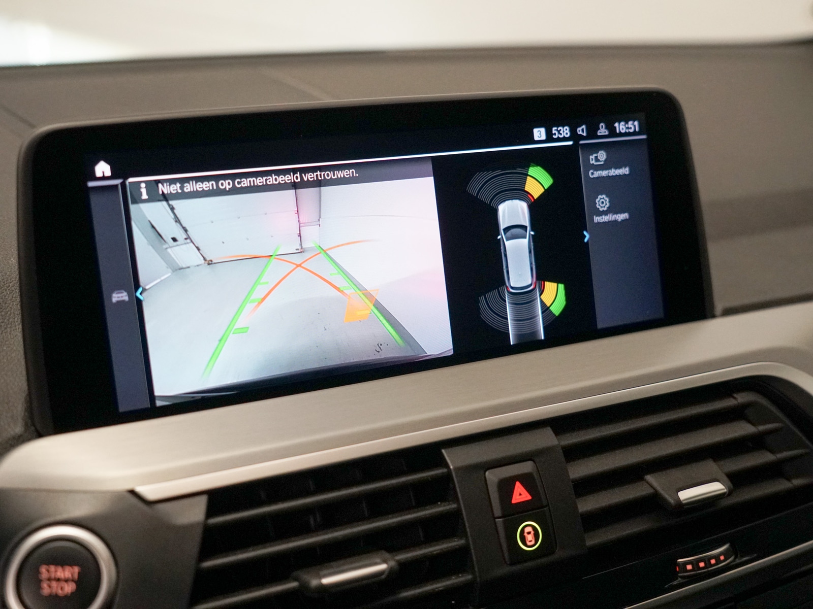 Foto van BMW X3 Xdrive30e