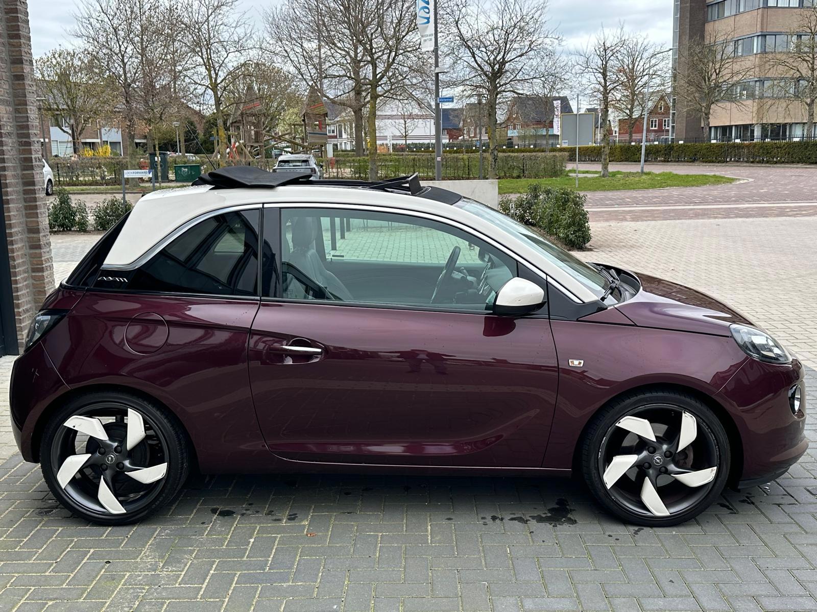 Foto van Opel Adam