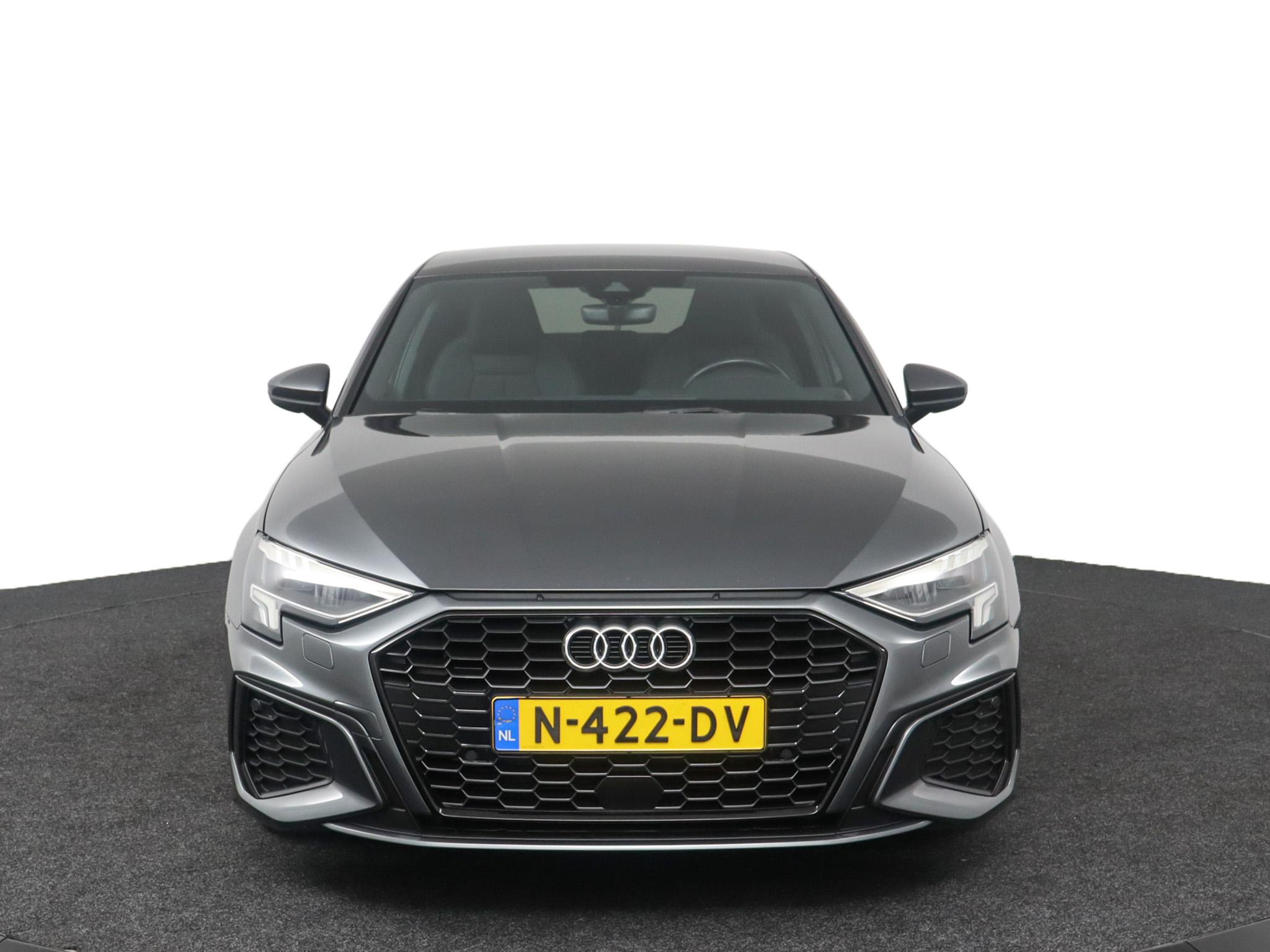 Foto van Audi A3 Limousine
