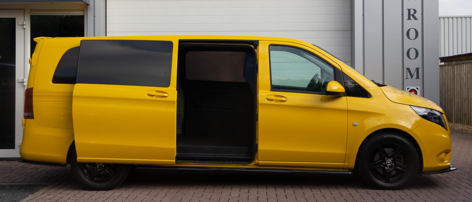 Foto van Mercedes-Benz Evito Tourer