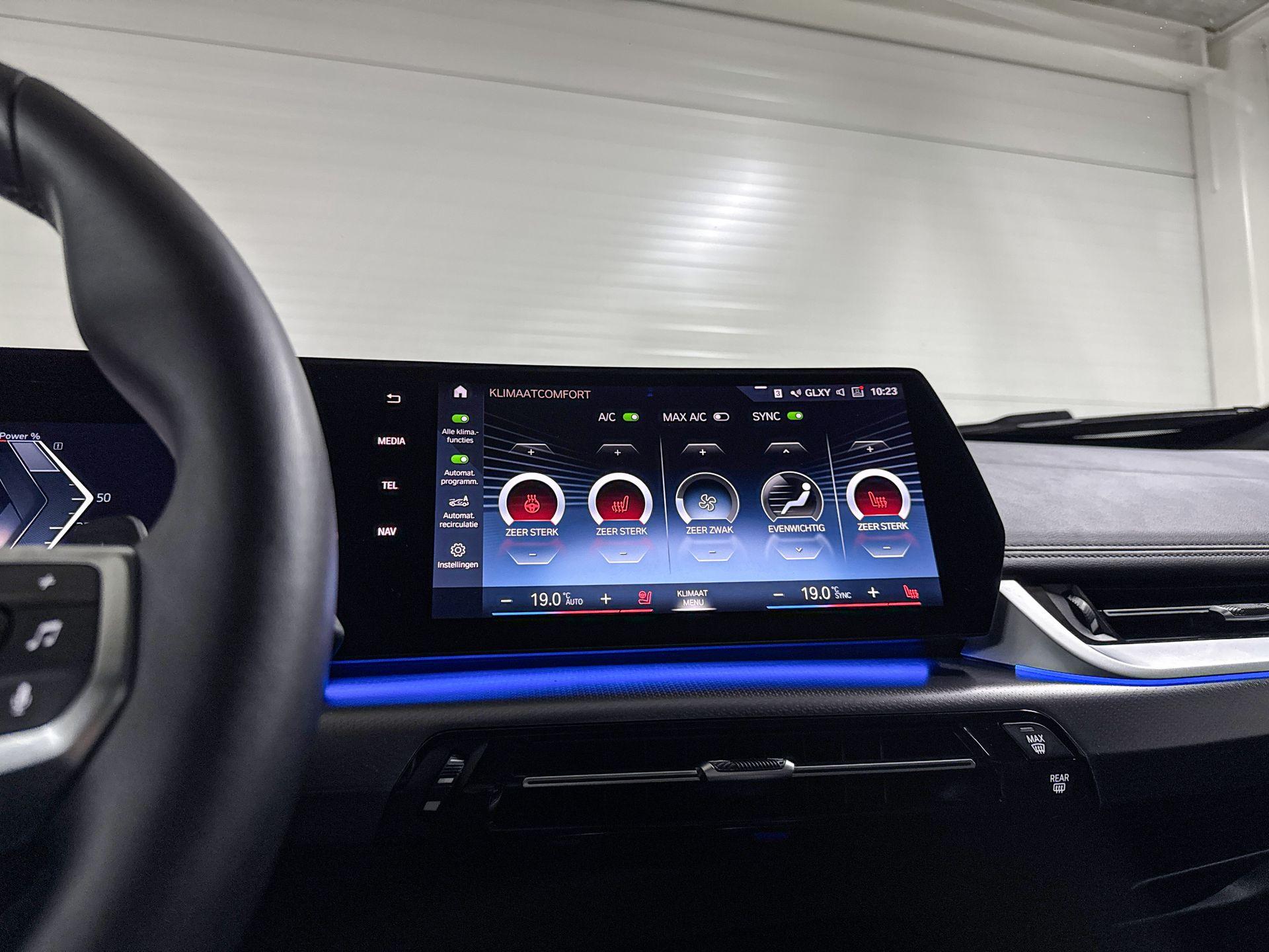 Foto van BMW X1 Xdrive30e