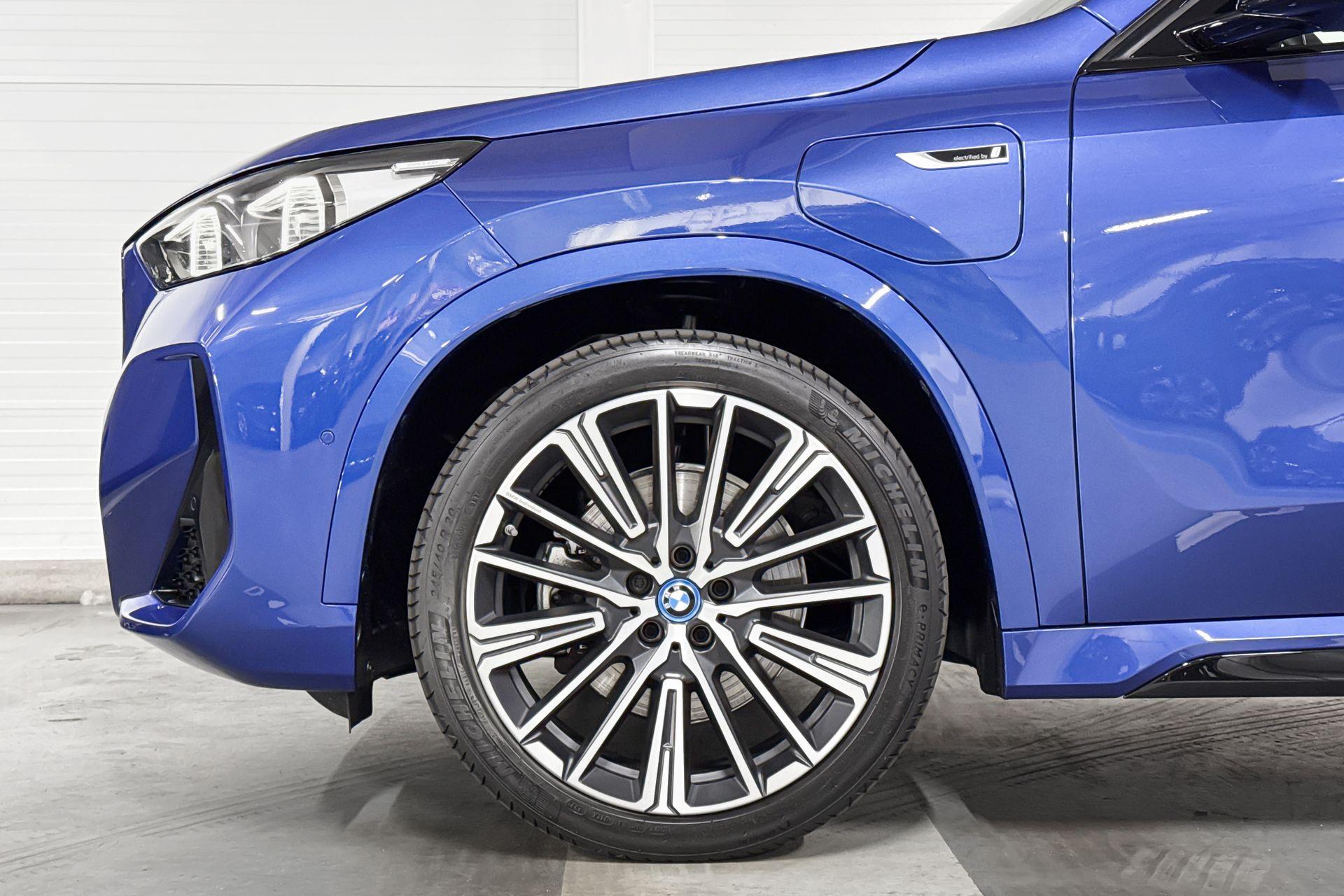 Foto van BMW X1 Xdrive30e