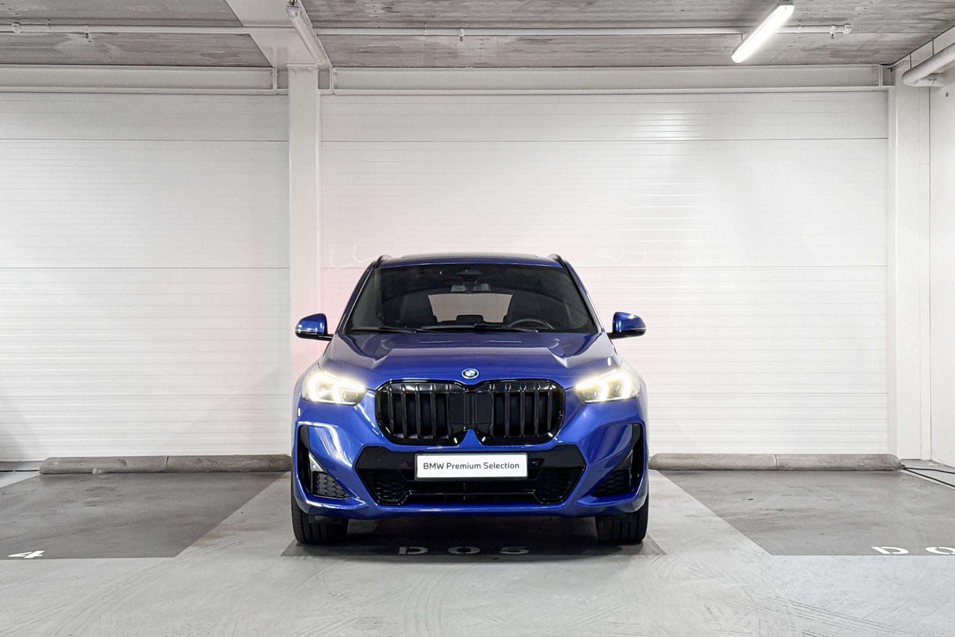 Foto van BMW X1 Xdrive30e