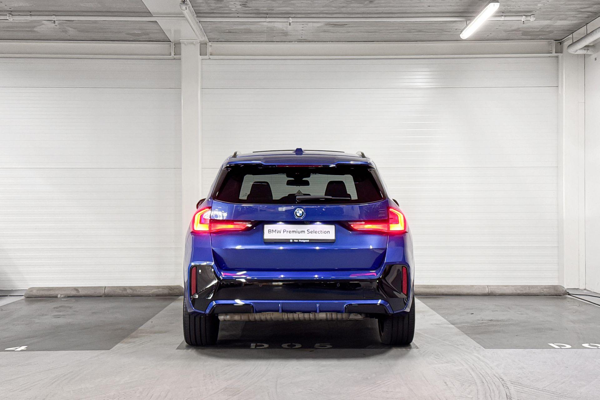 Foto van BMW X1 Xdrive30e
