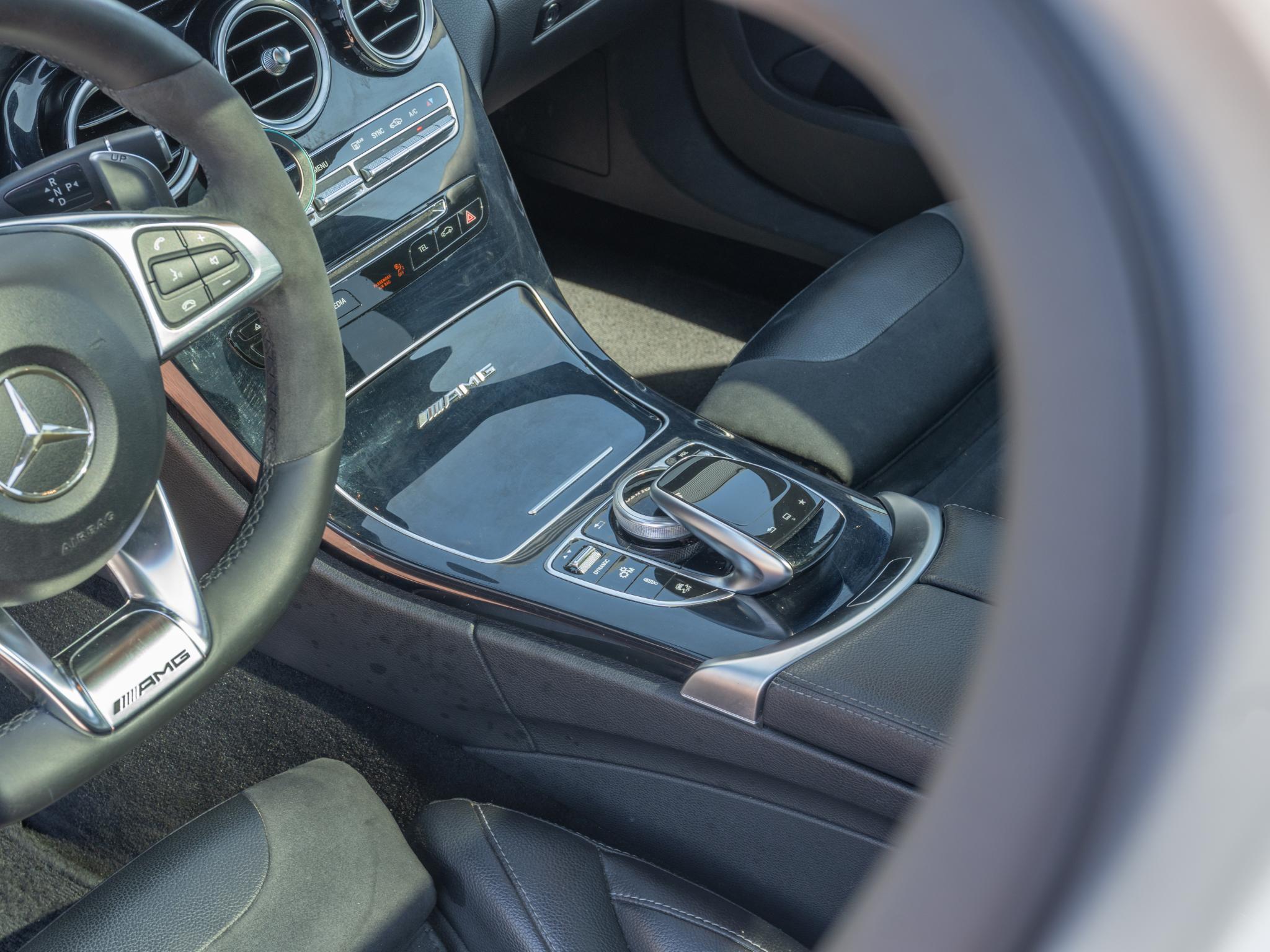 Foto van Mercedes-Benz AMG C 63