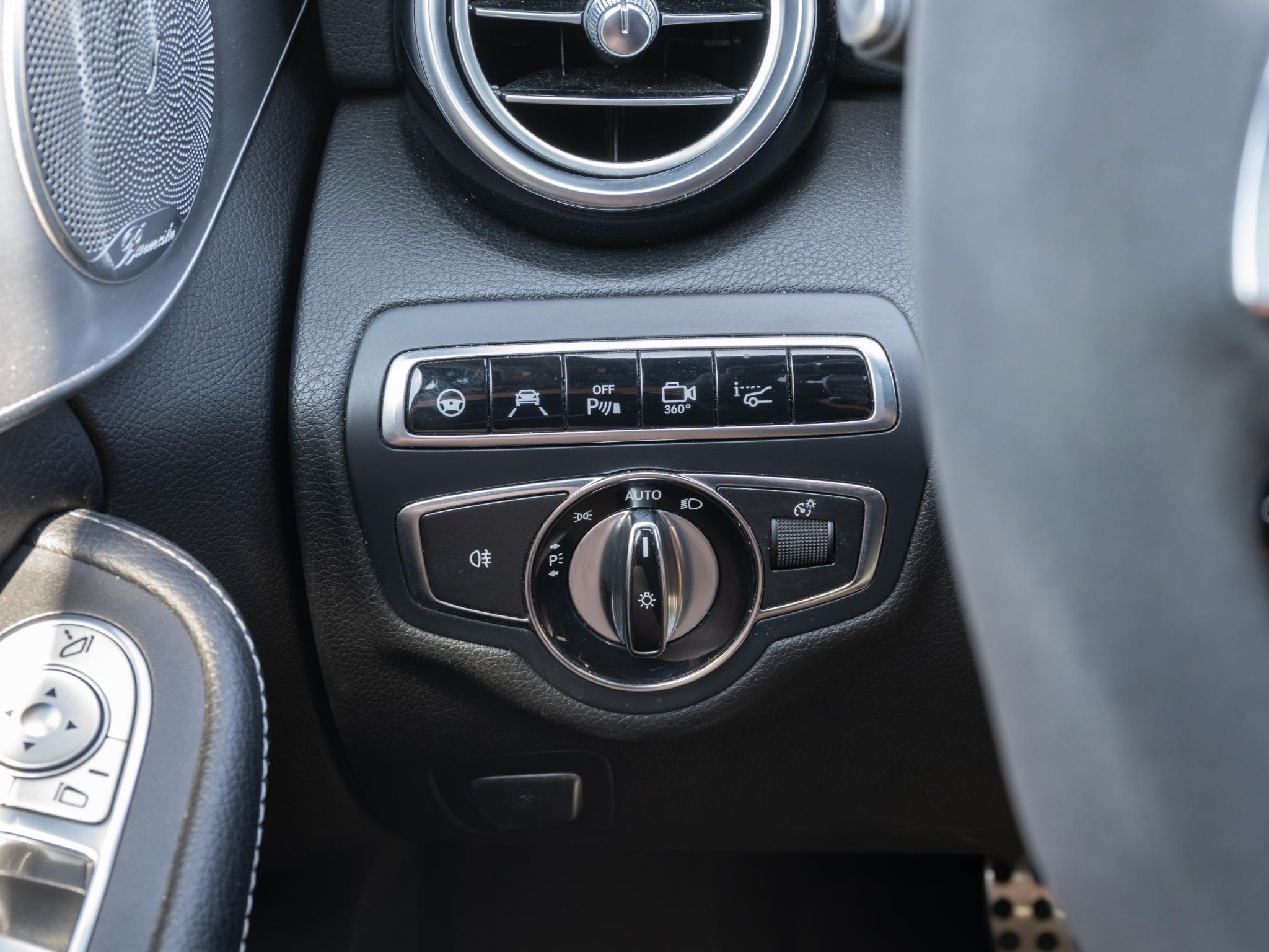 Foto van Mercedes-Benz AMG C 63