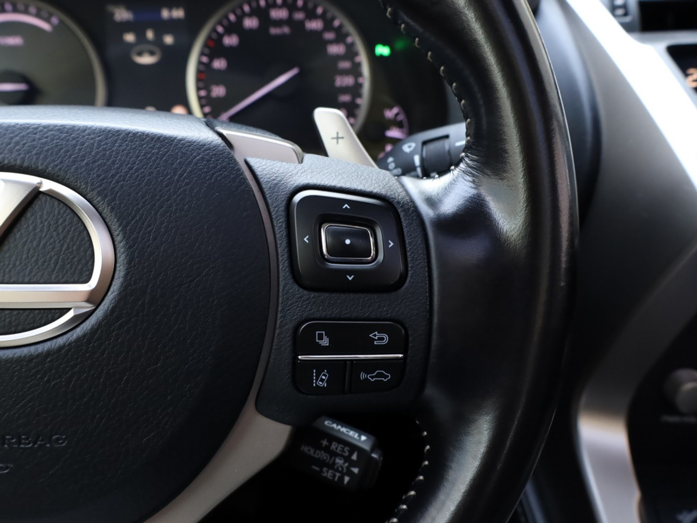 Foto van Lexus Lexus Nx300h
