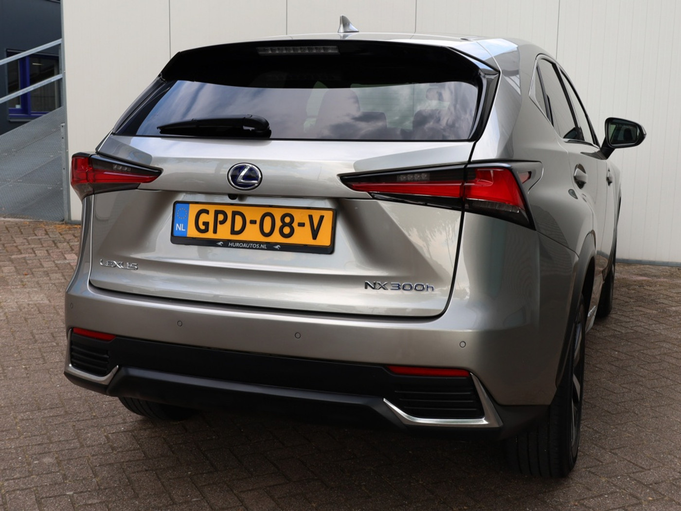 Foto van Lexus Lexus Nx300h