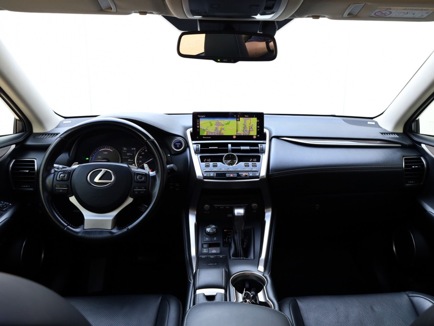 Foto van Lexus Lexus Nx300h