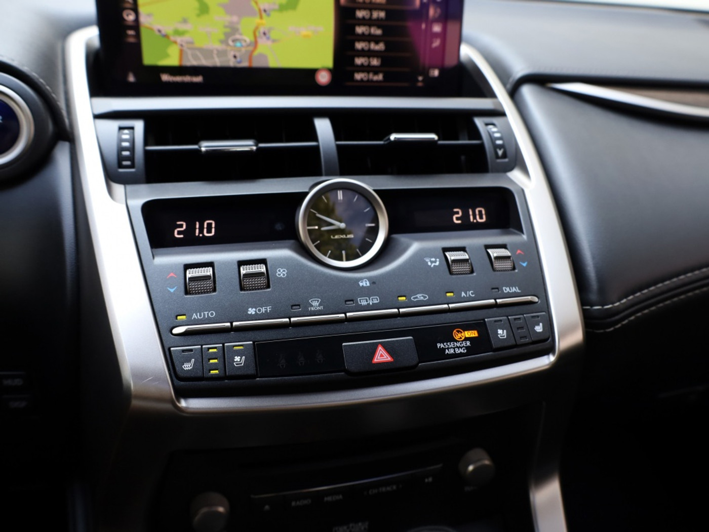Foto van Lexus Lexus Nx300h