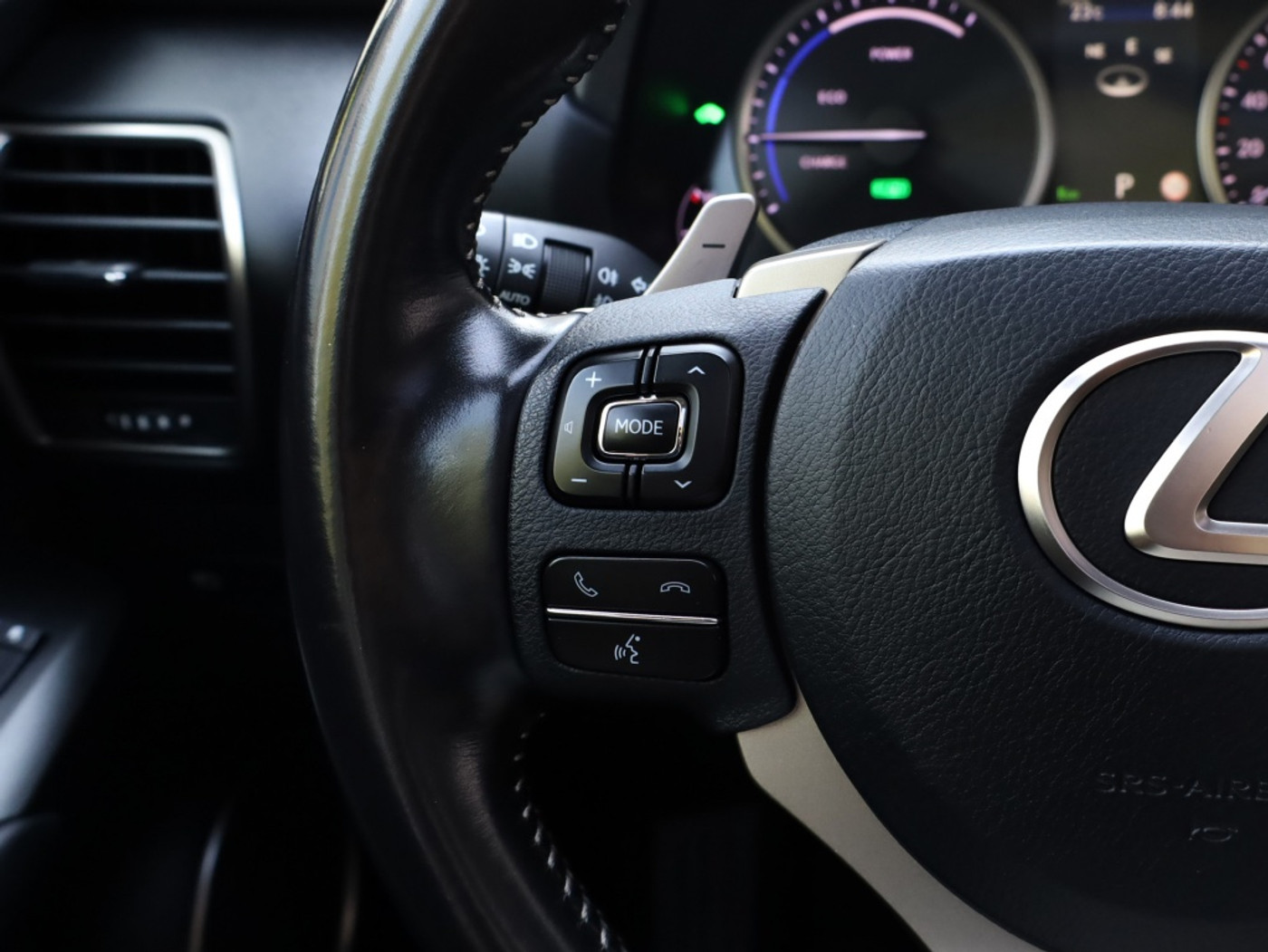 Foto van Lexus Lexus Nx300h