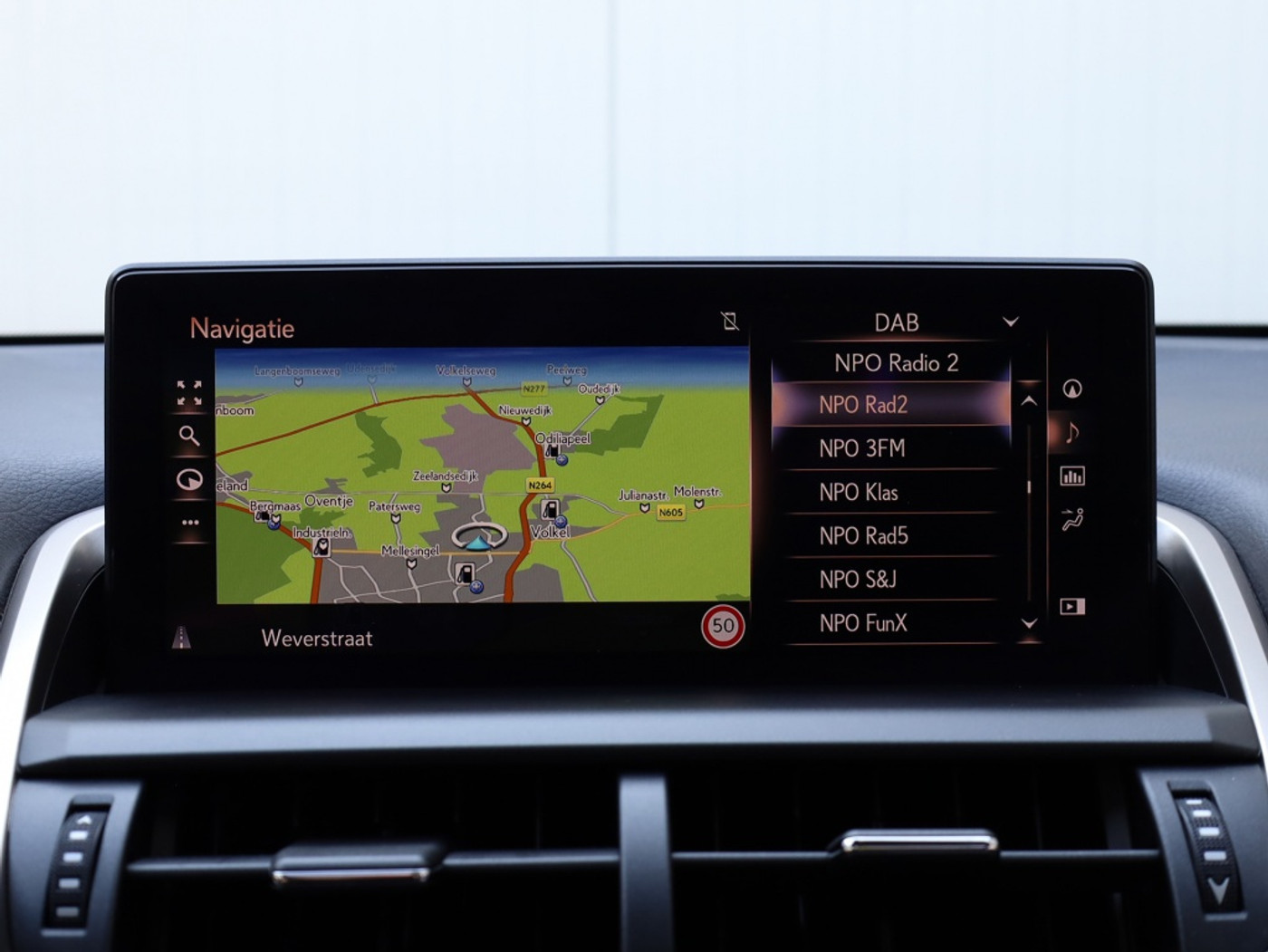 Foto van Lexus Lexus Nx300h