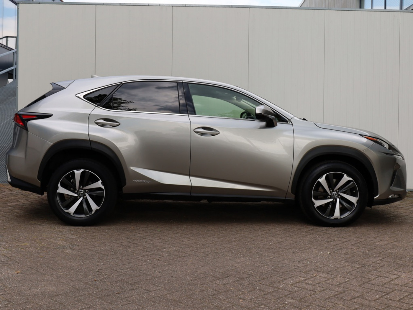 Foto van Lexus Lexus Nx300h