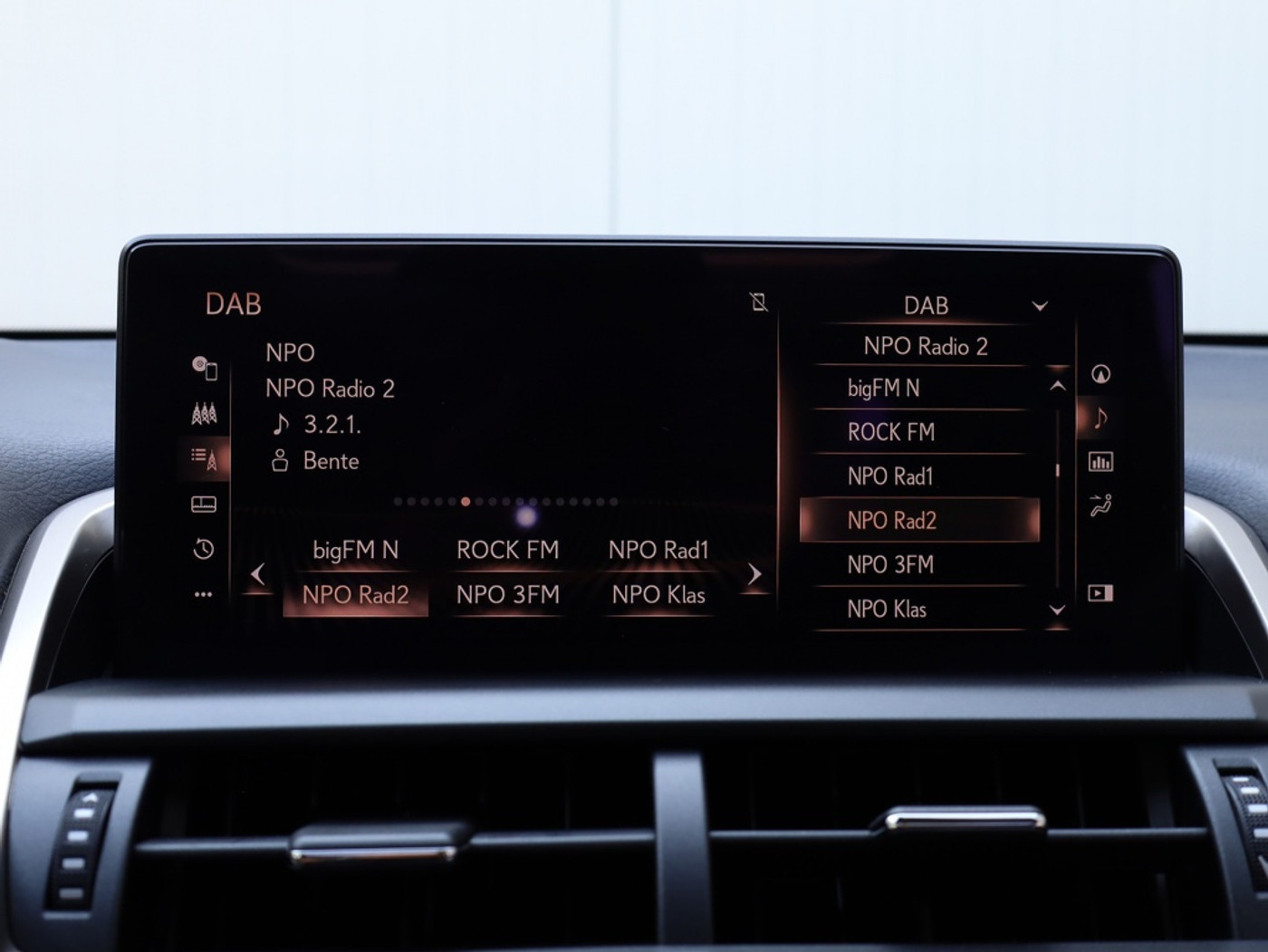 Foto van Lexus Lexus Nx300h