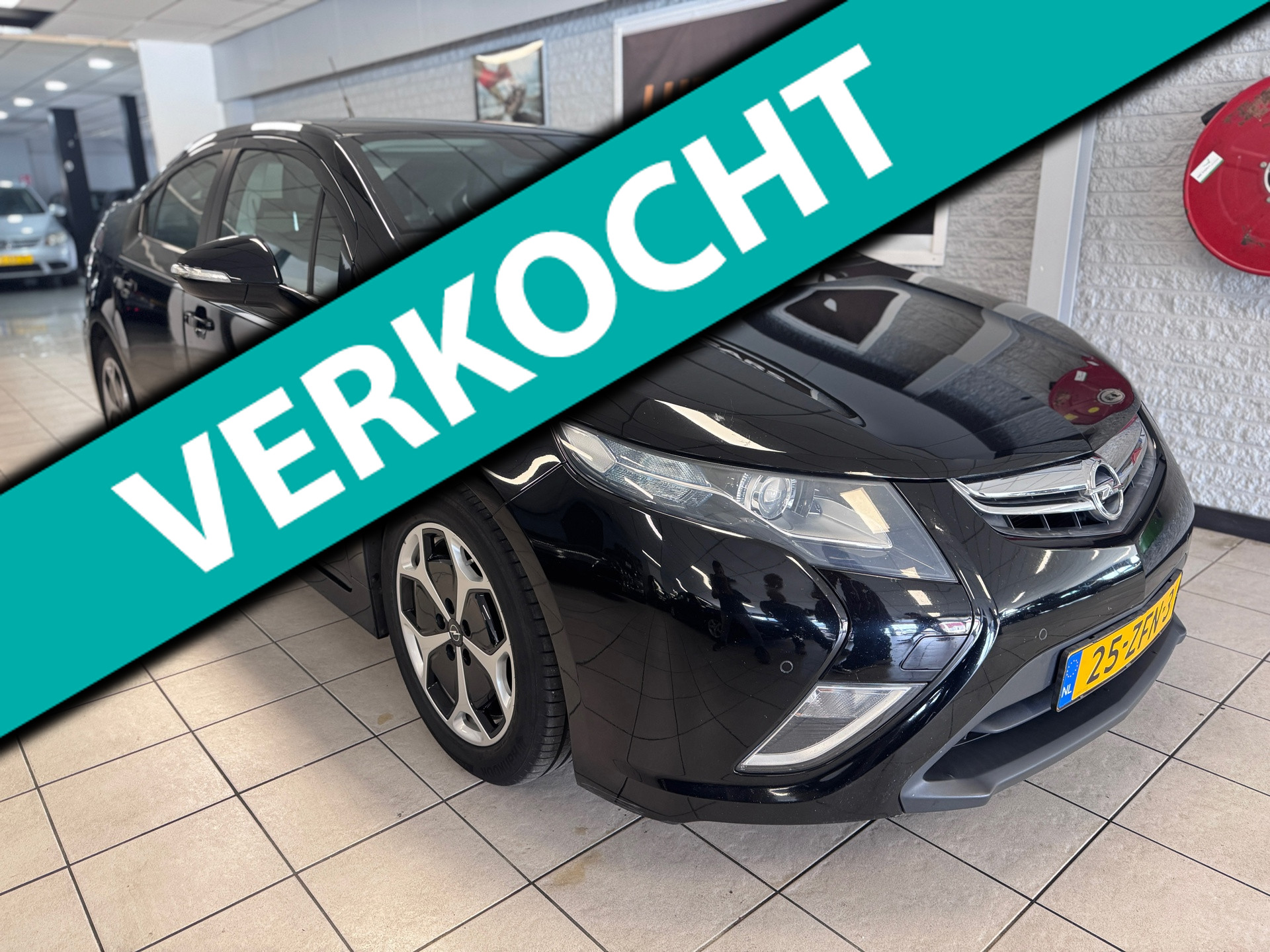 Opel Ampera 1.4 Automaat | Leder | Camera | Stoelverw. |Navi 2012 - voorkant