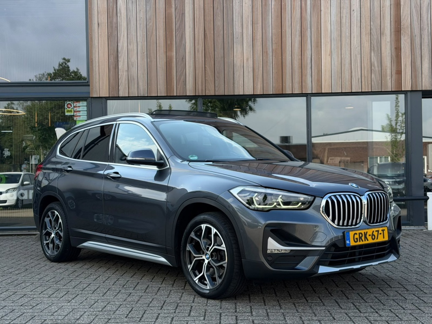 Foto van BMW X1 Xdrive25e