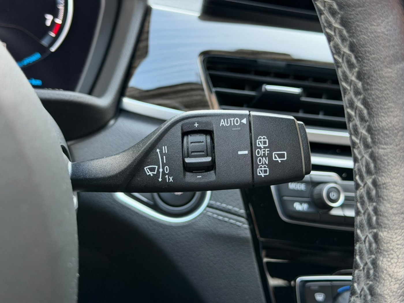 Foto van BMW X1 Xdrive25e