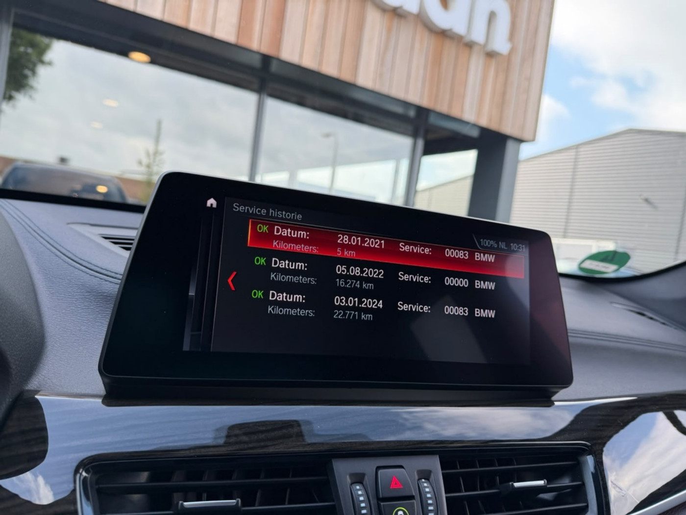 Foto van BMW X1 Xdrive25e