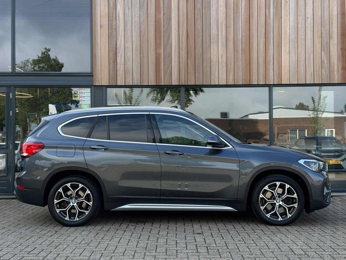 Foto van BMW X1 Xdrive25e