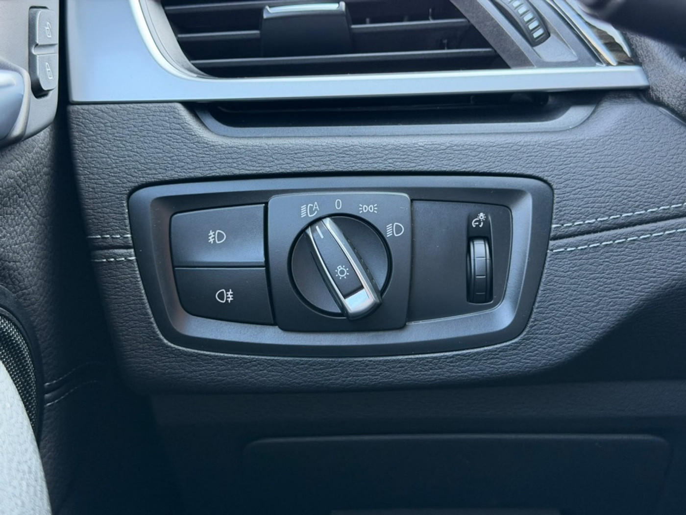 Foto van BMW X1 Xdrive25e