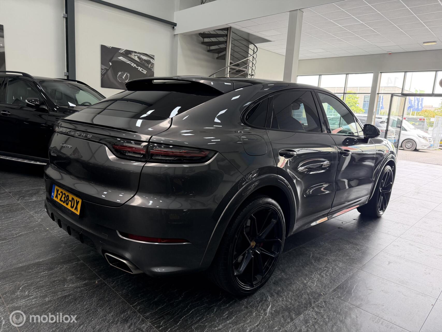 Foto van Porsche Cayenne