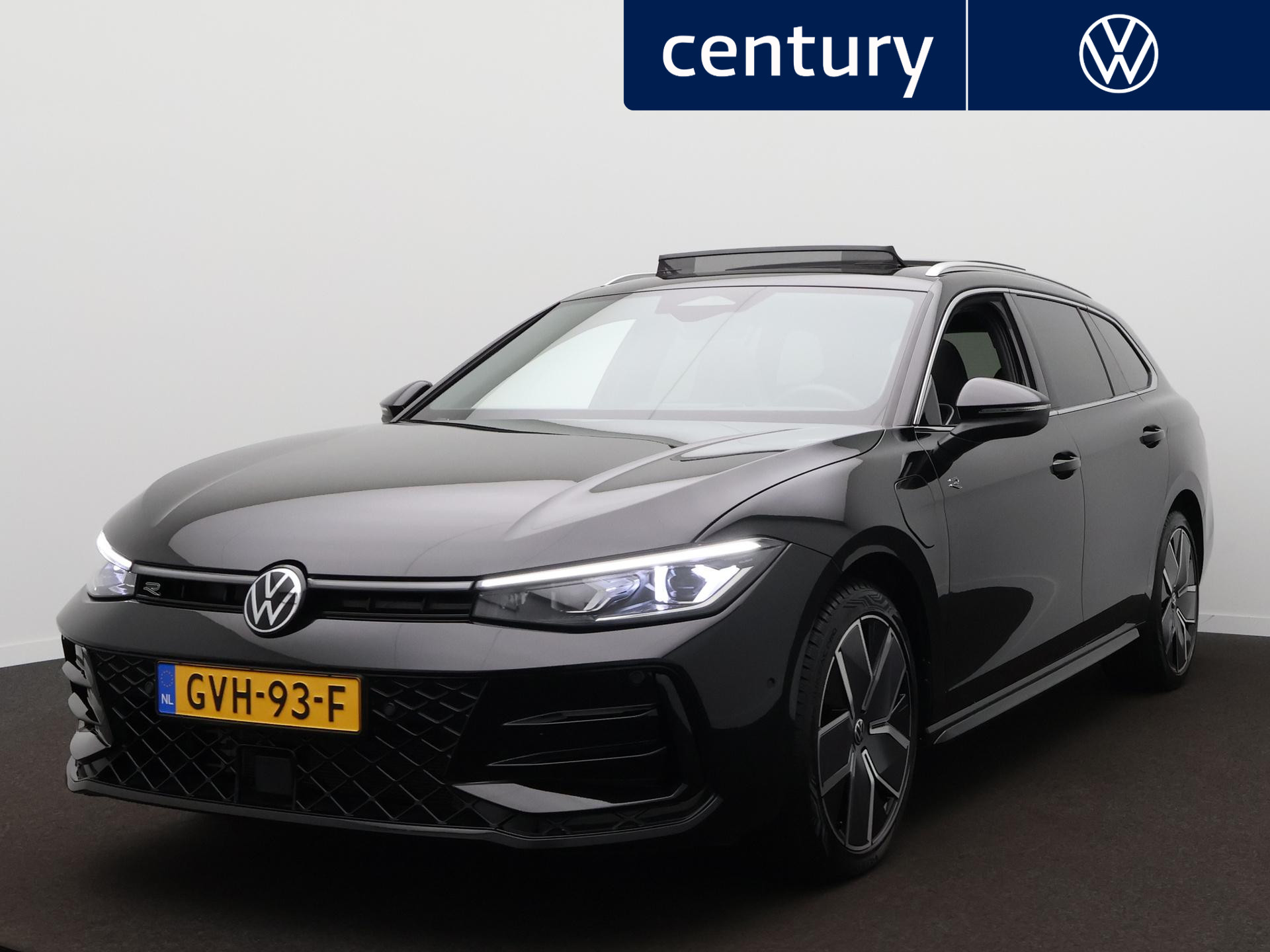 Volkswagen Passat 1.5 eHybrid R-Line Edition 2025 - voorkant