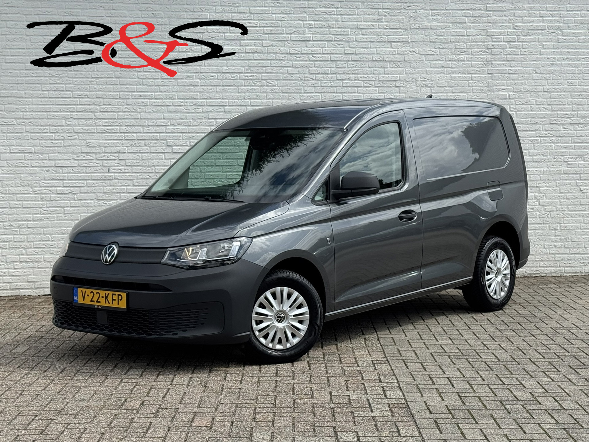 Volkswagen Caddy Modified Partition Wall 2.0 TDI Trend Cruise Clima Pdc 4 Seizoenen banden Lat om Lat betimmering 2024 - voorkant