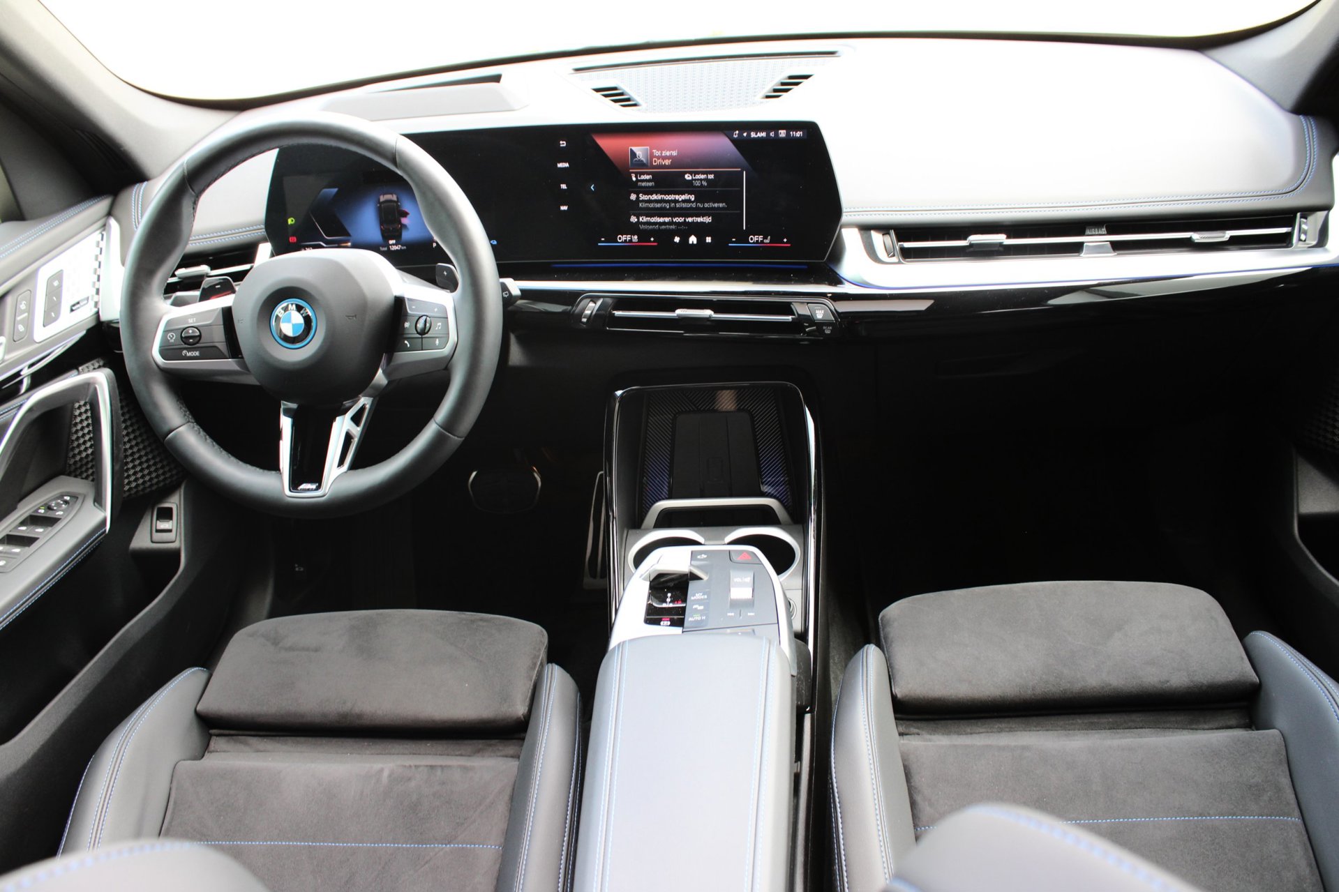 Foto van BMW X1 Xdrive30e