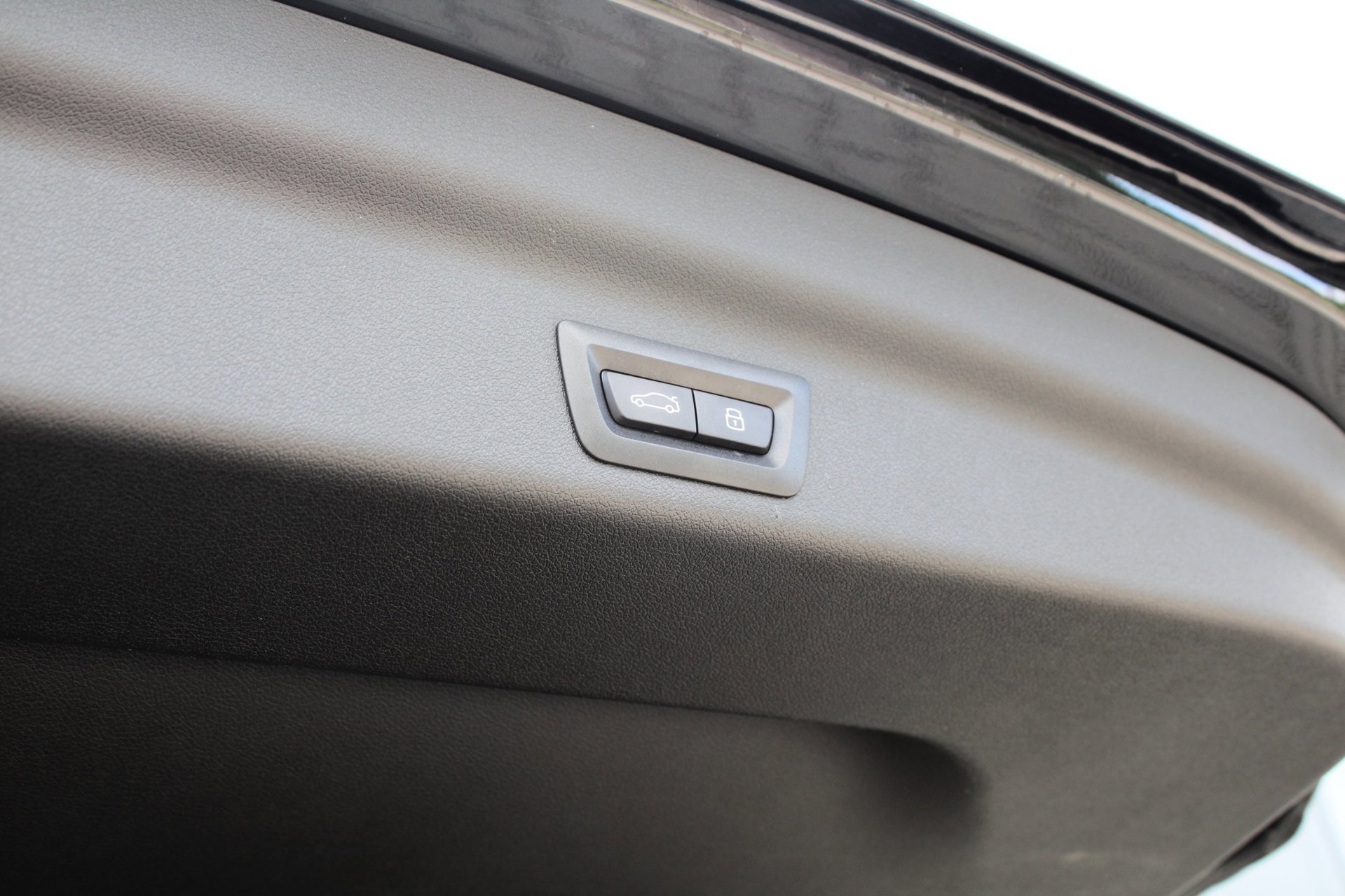 Foto van BMW X1 Xdrive30e
