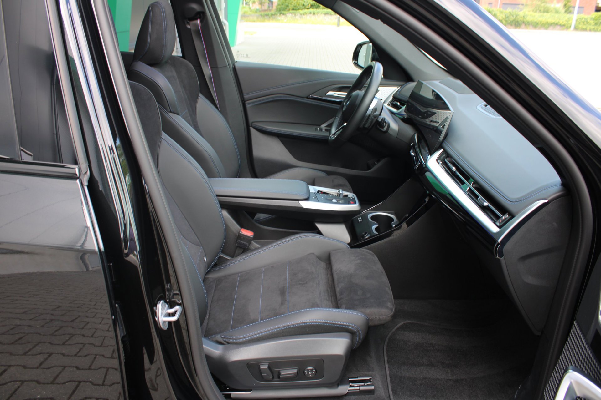 Foto van BMW X1 Xdrive30e