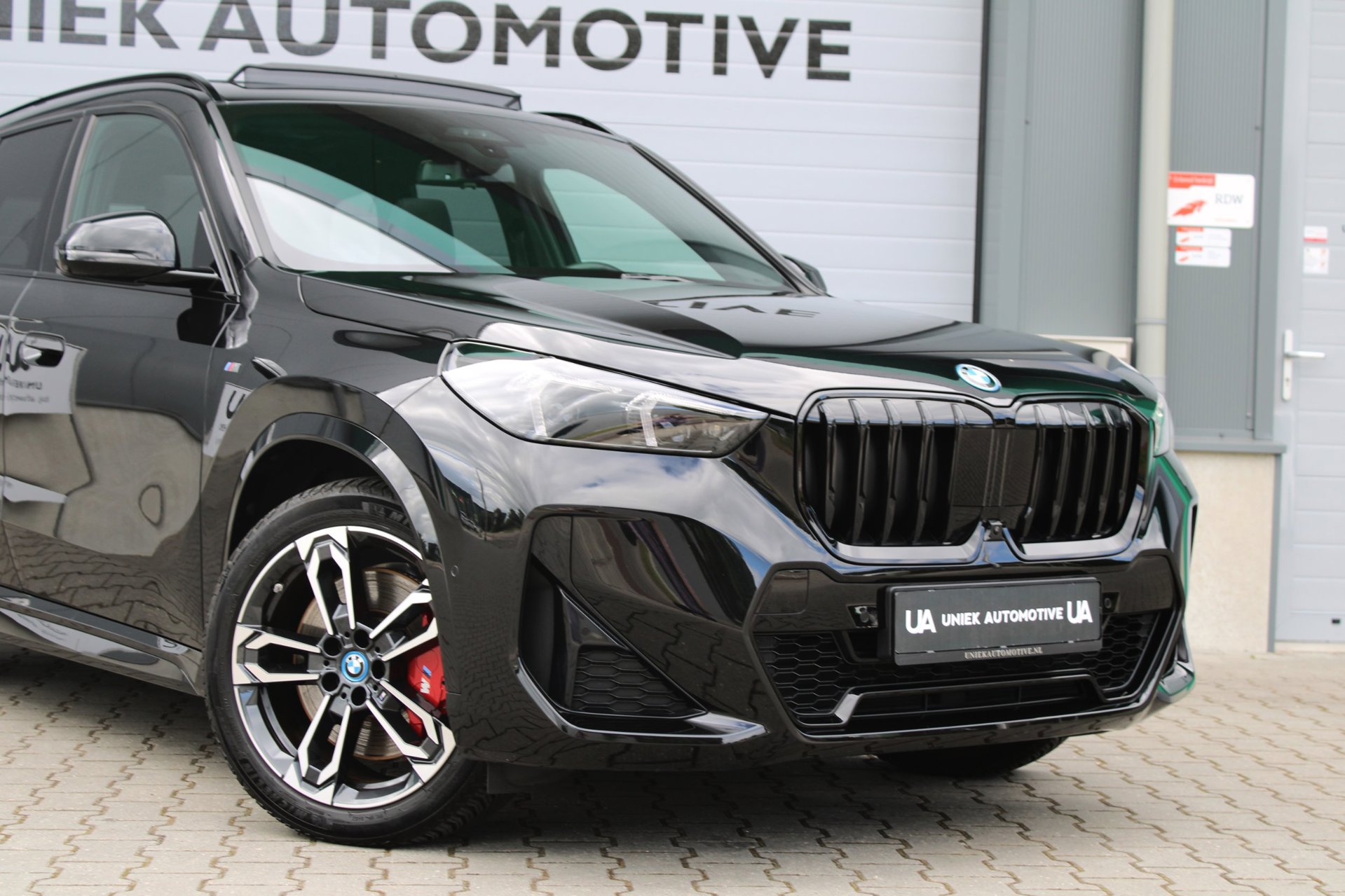Foto van BMW X1 Xdrive30e