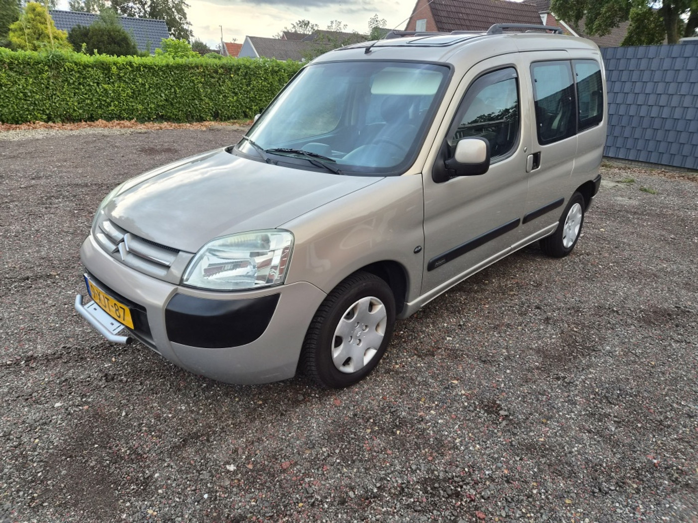 Citroen Berlingo 1.4i Cinqspace Club 2005 - voorkant