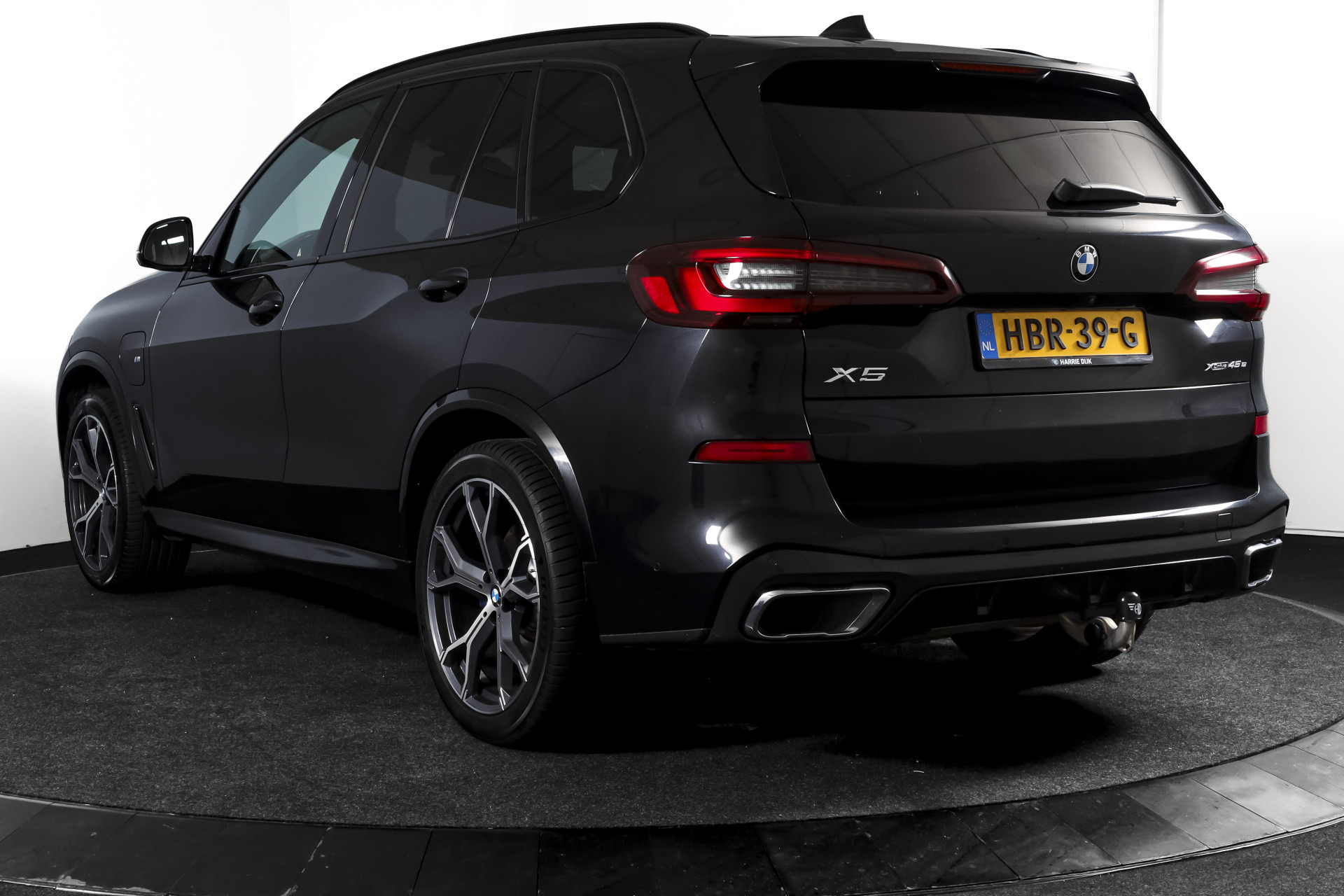 Foto van BMW X5 Xdrive45e