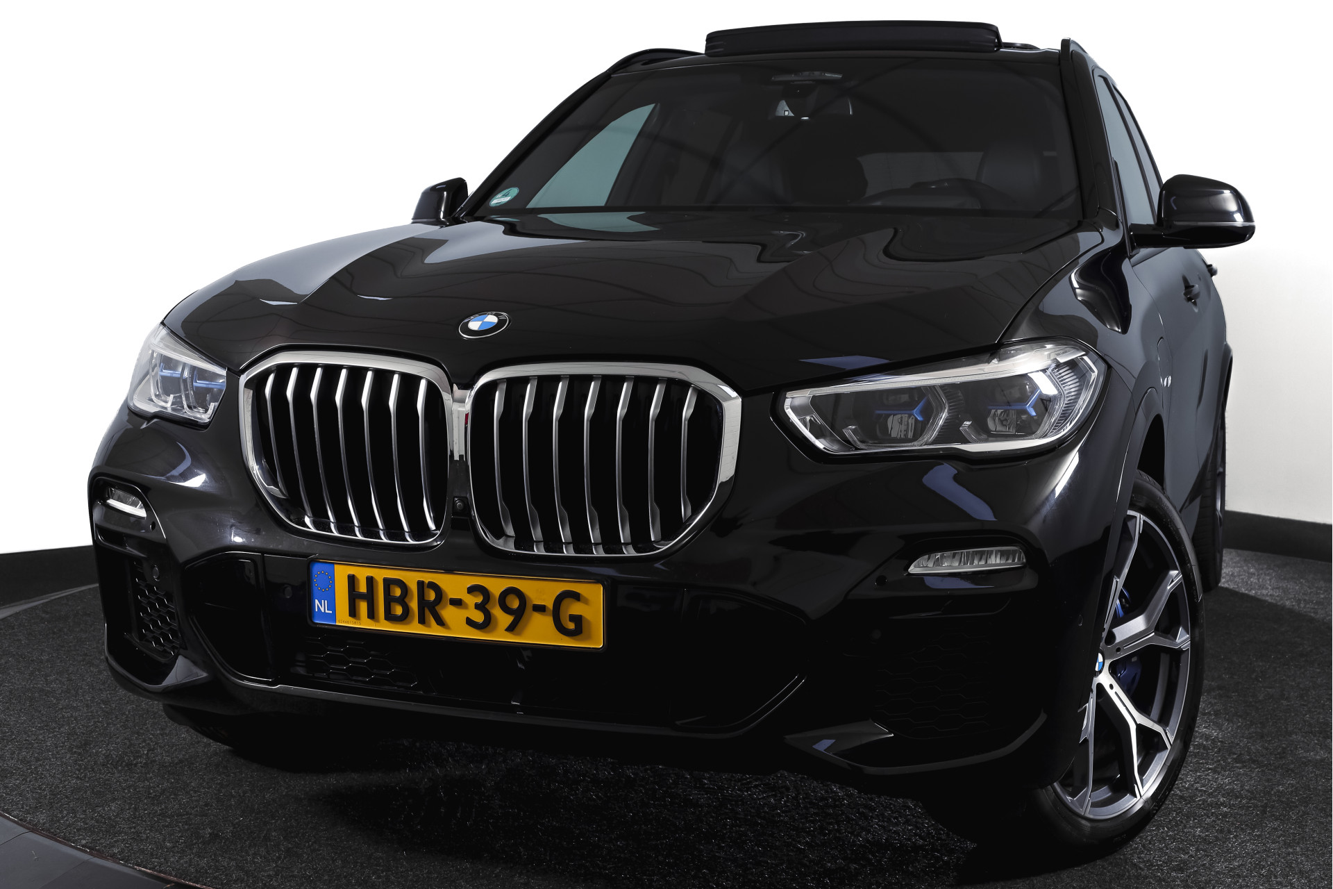 Foto van BMW X5 Xdrive45e