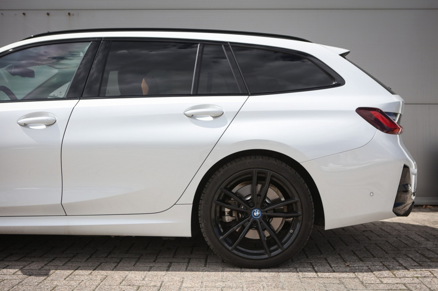 Foto van BMW 330e xDrive