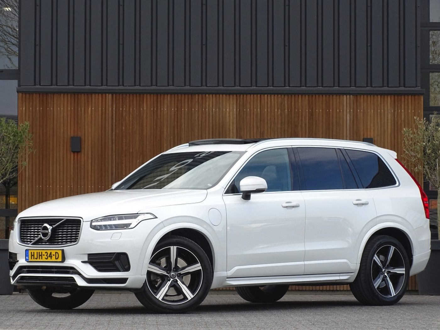 Volvo Xc90 T8 390PK / AWD / R-Design / 7-zitter / LED 2018 - voorkant