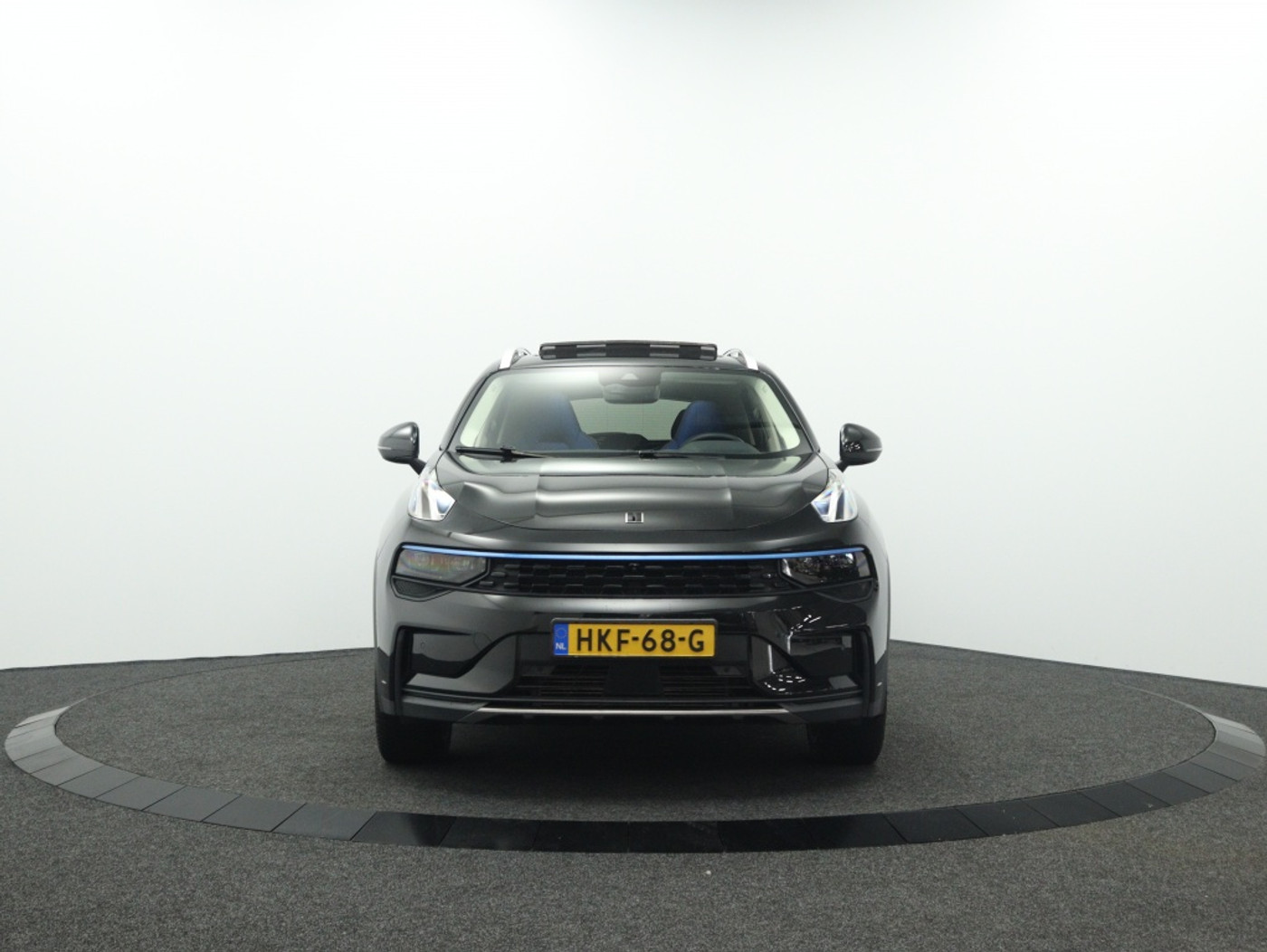 Foto van Lynk&co LYNK & Co 01