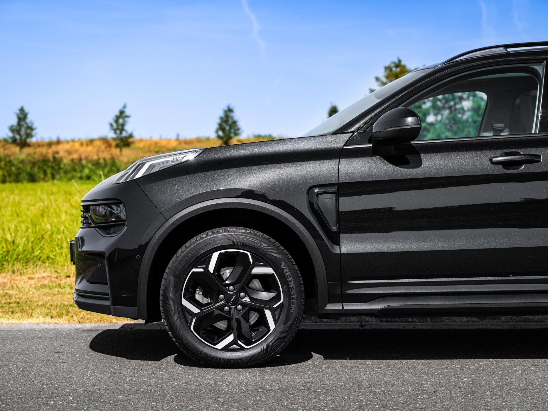 Foto van Lynk&co LYNK & Co 01