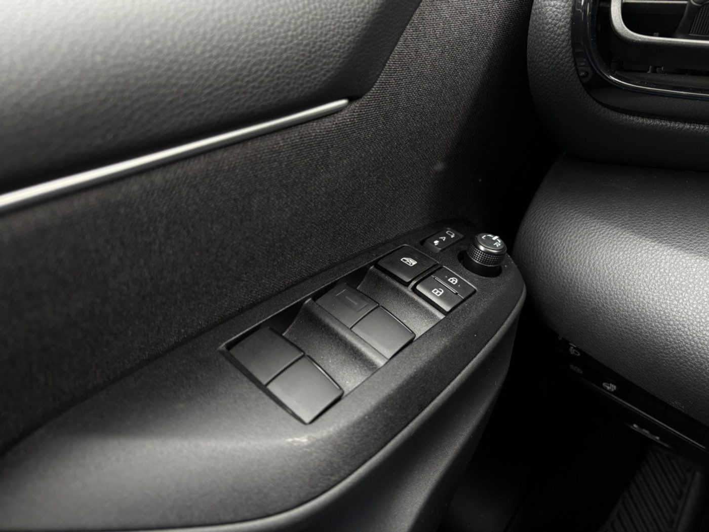 Foto van Mazda 2 Hybrid